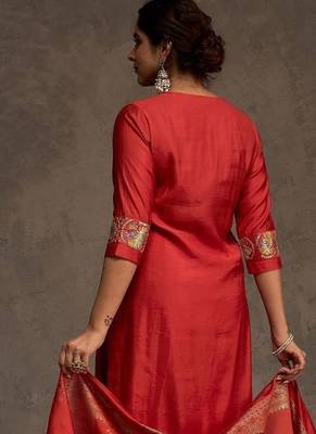 Women Ethnic Motifs Embroidered Kurta with Trousers & Dupatta 5