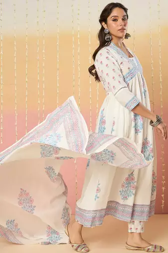 Women Floral Printed Sequinned Cotton Kurta with Trousers & With Dupatta