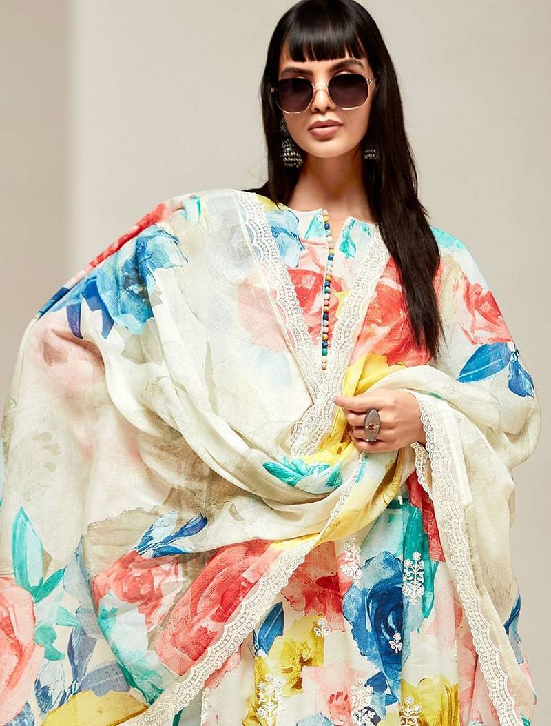 Floral Printed Round Neck Long Sleeves Kurta & Trouser With Dupatta