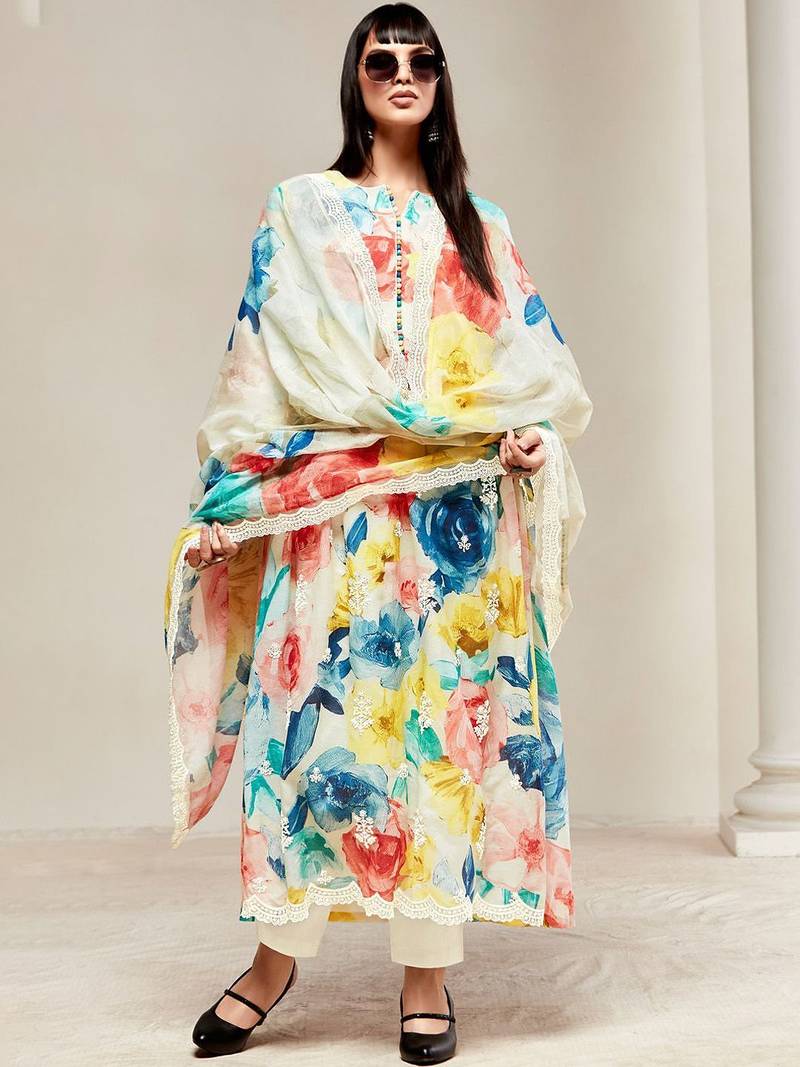 Floral Printed Round Neck Long Sleeves Kurta & Trouser With Dupatta