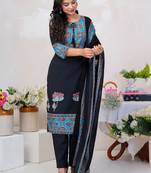 Women Floral Printed Sequinned Cotton Kurta with Trousers & With Dupatta