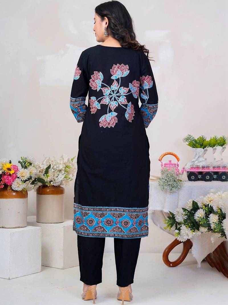 Women Floral Printed Sequinned Cotton Kurta with Trousers & With Dupatta