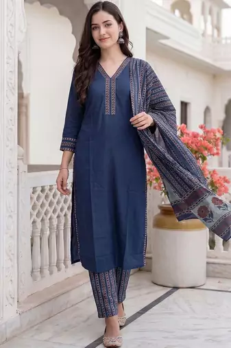 Women Ethnic Motifs Printed Cotton Kurta with Trousers & With Dupatta