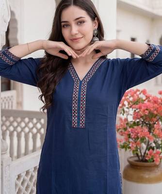 Women Ethnic Motifs Printed Cotton Kurta with Trousers & With Dupatta 2