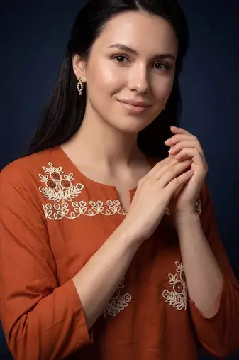 Women Ethnic Motifs Embroidered Thread Work Cotton Kurta with Trousers & With Dupatta