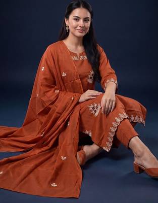 Women Ethnic Motifs Embroidered Thread Work Cotton Kurta with Trousers & With Dupatta 5