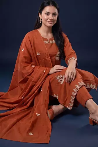 Women Ethnic Motifs Embroidered Thread Work Cotton Kurta with Trousers & With Dupatta