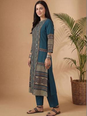 Women Printed Mirror Work Cotton Kurta with Trousers 4