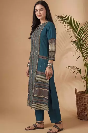 Women Printed Mirror Work Cotton Kurta with Trousers
