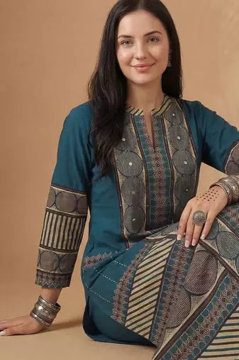 Women Printed Mirror Work Cotton Kurta with Trousers