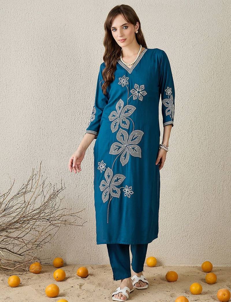 Women Floral V-Neck Embroidered Thread Work Straight Kurta Sets