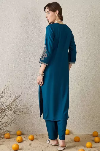 Women Floral V-Neck Embroidered Thread Work Straight Kurta Sets