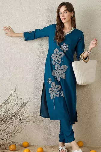 Women Floral V-Neck Embroidered Thread Work Straight Kurta Sets