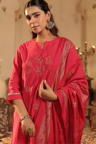 Floral Embroidered Notch Neck Panelled A-Line Kurta & Trousers With Dupatta