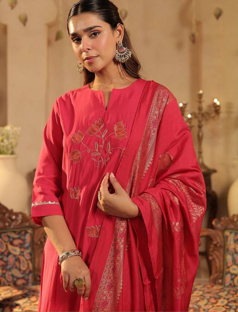 Floral Embroidered Notch Neck Panelled A-Line Kurta & Trousers With Dupatta