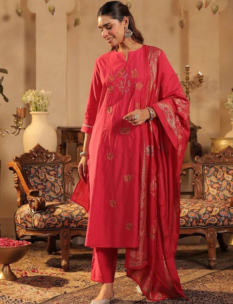 Floral Embroidered Notch Neck Panelled A-Line Kurta & Trousers With Dupatta