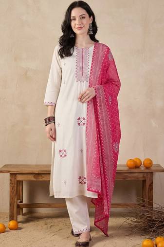 Women Ethnic Motifs Embroidered Thread Work Cotton Kurta with Trousers & With Dupatta