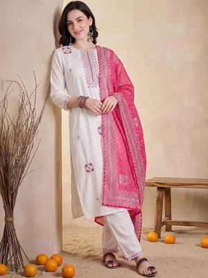 Women Ethnic Motifs Embroidered Thread Work Cotton Kurta with Trousers & With Dupatta 3