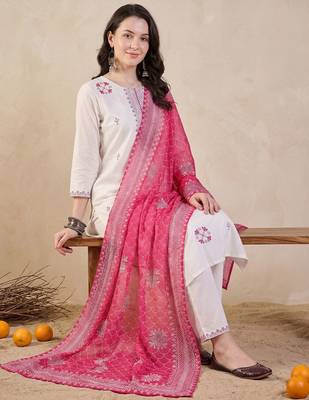 Women Ethnic Motifs Embroidered Thread Work Cotton Kurta with Trousers & With Dupatta 6