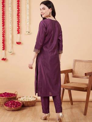 Women Ethnic Motifs Embroidered Kurta with Trousers & With Dupatta 4