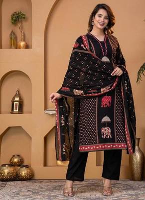 Cotton cambric printed straight kurti-pant-dupatta set 2