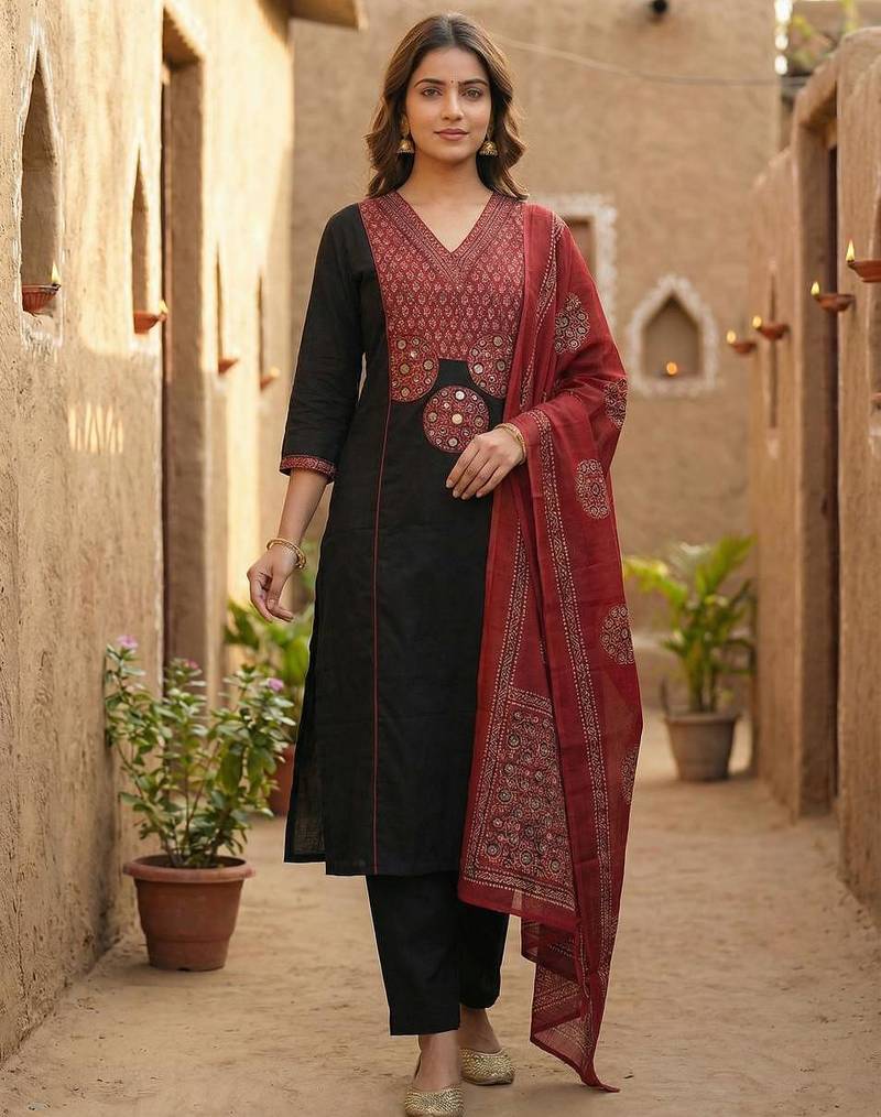 Cotton cambric printed a-line kurti-pant-dupatta set