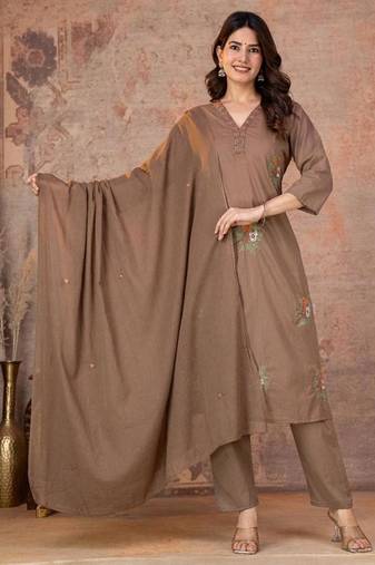 Cotton cambric straight kurti-pant-dupatta set
