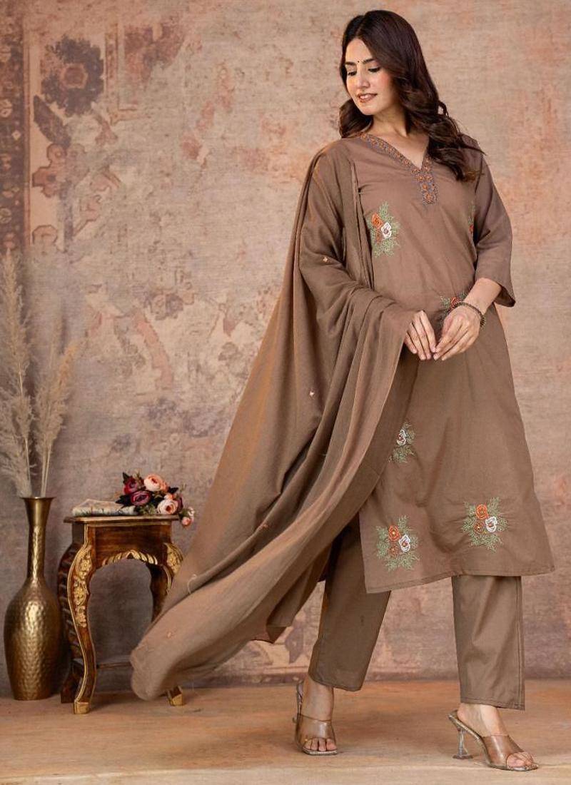 Cotton cambric straight kurti-pant-dupatta set