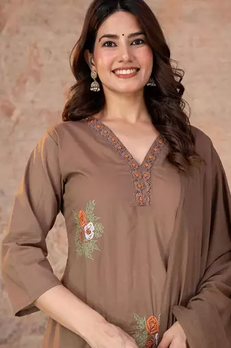 Cotton cambric straight kurti-pant-dupatta set