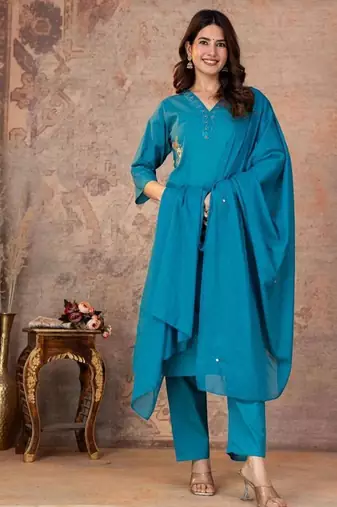Cotton cambric straight kurti-pant-dupatta set