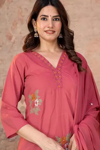 Cotton cambric straight kurti-pant-dupatta set