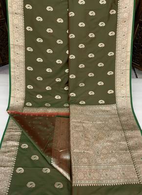 Green soft silk blend saree with zari weaving meenakari design 5
