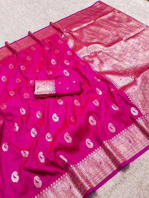 Pink soft silk blend saree with zari weaving meenakari design 5