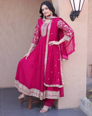 Pink sequins zari embroidered faux blooming anarkali gown set 2