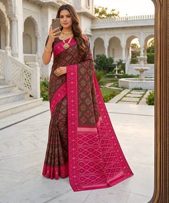 Green art silk ikkat and patola weaving concept saree & contrast blouse 3