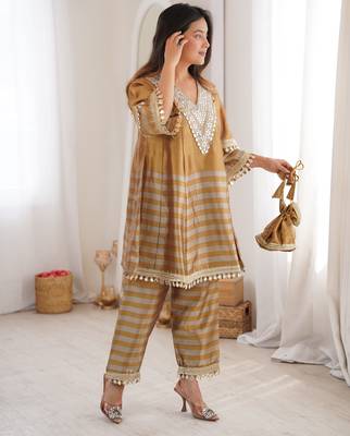 Antique gold embroidered faux georgette salwar kameez with dupatta 2
