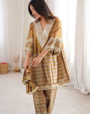 Antique gold embroidered faux georgette salwar kameez with dupatta 3