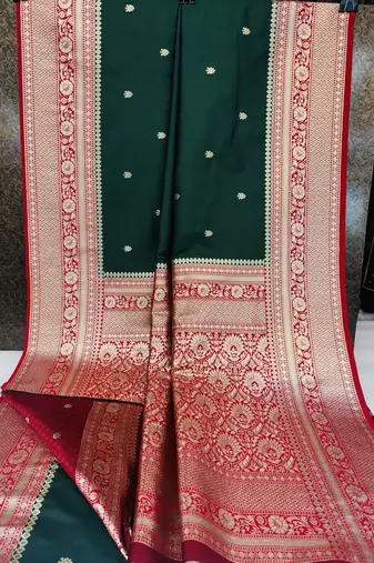 Green soft silk blend saree with zari weaving meenakari design