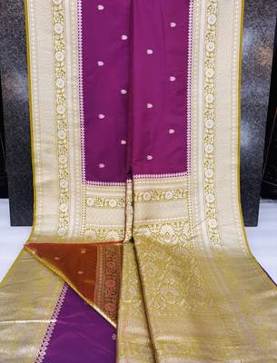 Pink soft silk blend saree with zari weaving meenakari design 5