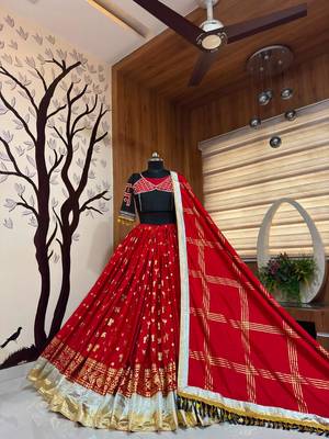 Red Foil Print Mirror Work Navratri Chaniya Choli Set 2