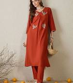 Women Ethnic Motifs Embroidered Pleated Thread Work Kurta with Trousers