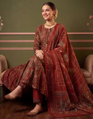 Women Ethnic Motifs Printed Tiered Cotton Kurta with Trousers & With Dupatta 5