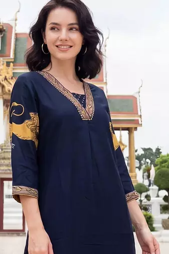 Women Ethnic Motifs Printed Kurta with Trousers