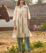 Women Floral Printed Cotton Kurta with Trousers