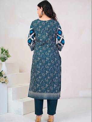 Women Floral Printed Sequinned Cotton Kurta with Trousers & With Dupatta 7