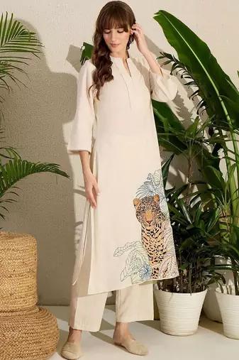 Women Animal Embroidered Thread Work Cotton Kurta with Trousers