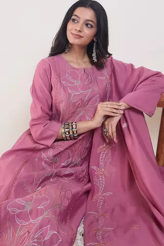 Floral Embroidered Thread Work A-Line Kurta & Trousers With Dupatta