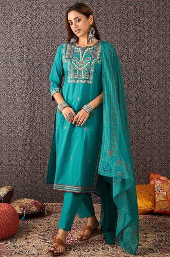 Women Embroidered Straight Kurta Trousers With Dupatta Set