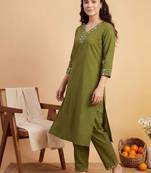 Women Mirror Work Kurta with Trousers