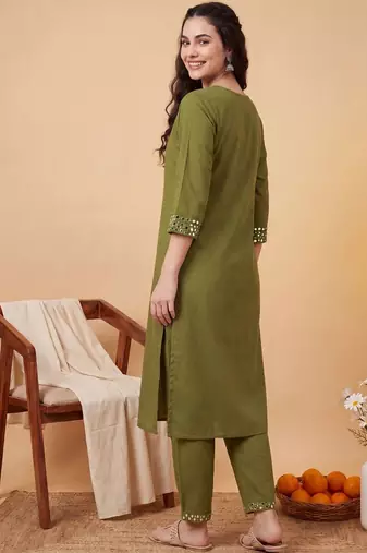 Women Mirror Work Kurta with Trousers